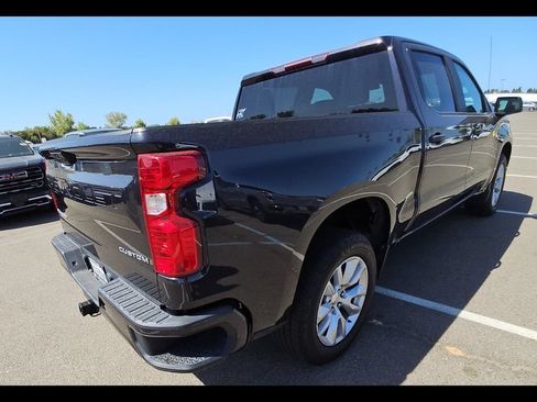 Used 2022 Chevrolet Silverado 1500 Custom RWD image 5