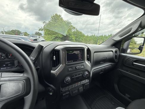 Certified 2026 Chevrolet Silverado 2500 Custom w/ Custom Value Package AWD/4WD image 20
