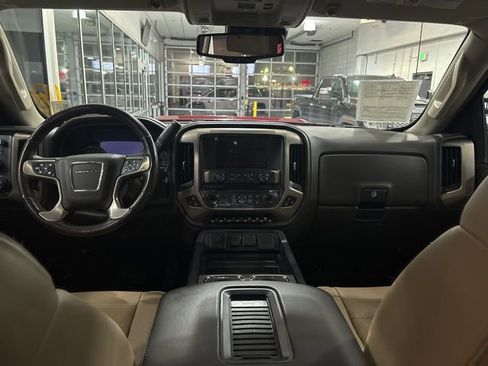 Used 2018 GMC Sierra 2500 Denali w/ Duramax Plus Package image 28