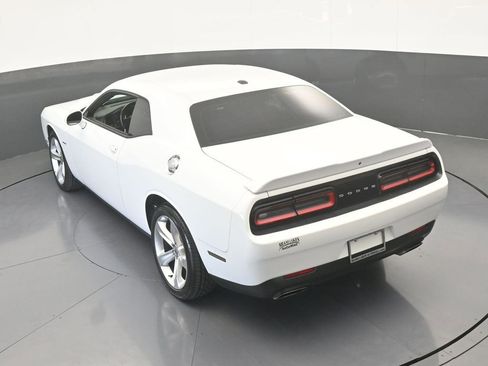 Used 2018 Dodge Challenger R/T image 44
