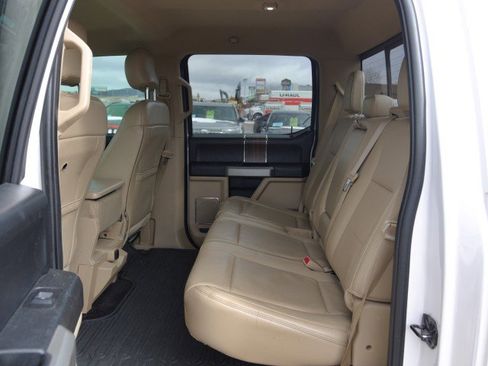 Used 2017 Ford F150 Lariat image 29