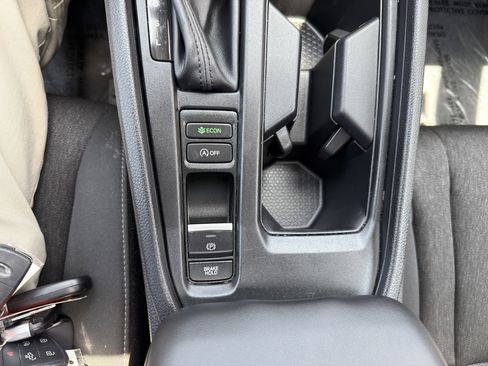 Used 2024 Honda Accord EX image 31
