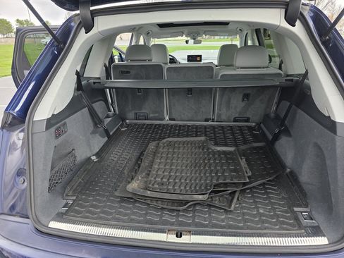 Used 2019 Audi Q7 3.0T Prestige w/ Prestige Package image 17