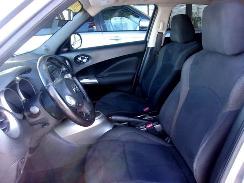 Used 2014 Nissan Juke SV w/ Navigation Package image 9