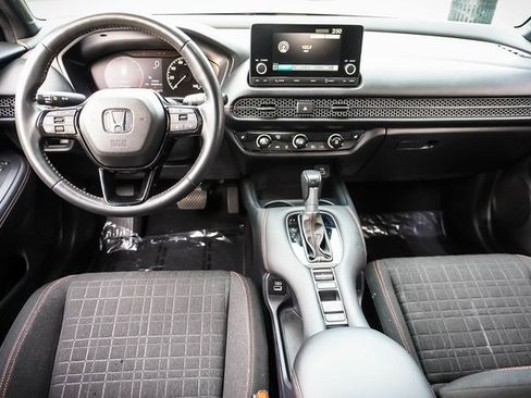 Used 2023 Honda HR-V Sport image 19