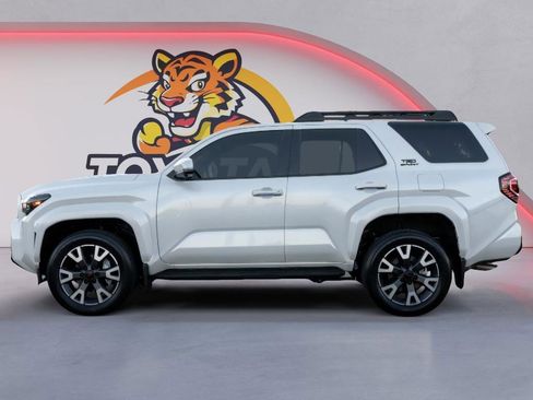 Used 2025 Toyota 4Runner TRD Sport Premium image 8