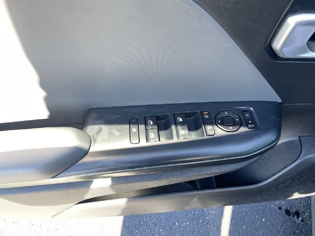 Used 2025 Kia K4 FWD image 15