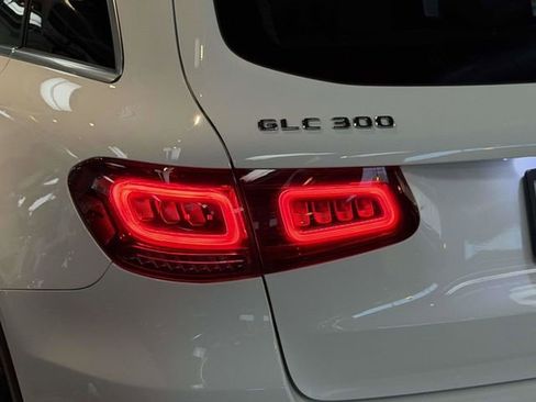 Certified 2022 Mercedes-Benz GLC 300 4MATIC image 10