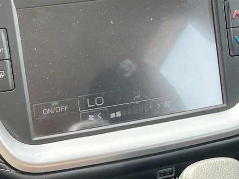 Used 2024 Subaru Outback 2.5i image 15