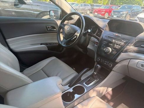 Used 2017 Acura ILX FWD image 14