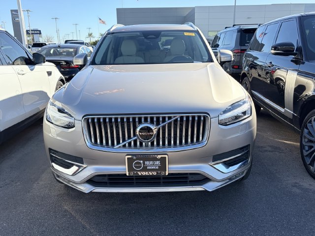 Used 2023 Volvo XC90 B6 Plus w/ Protection Package Premier AWD/4WD image 2