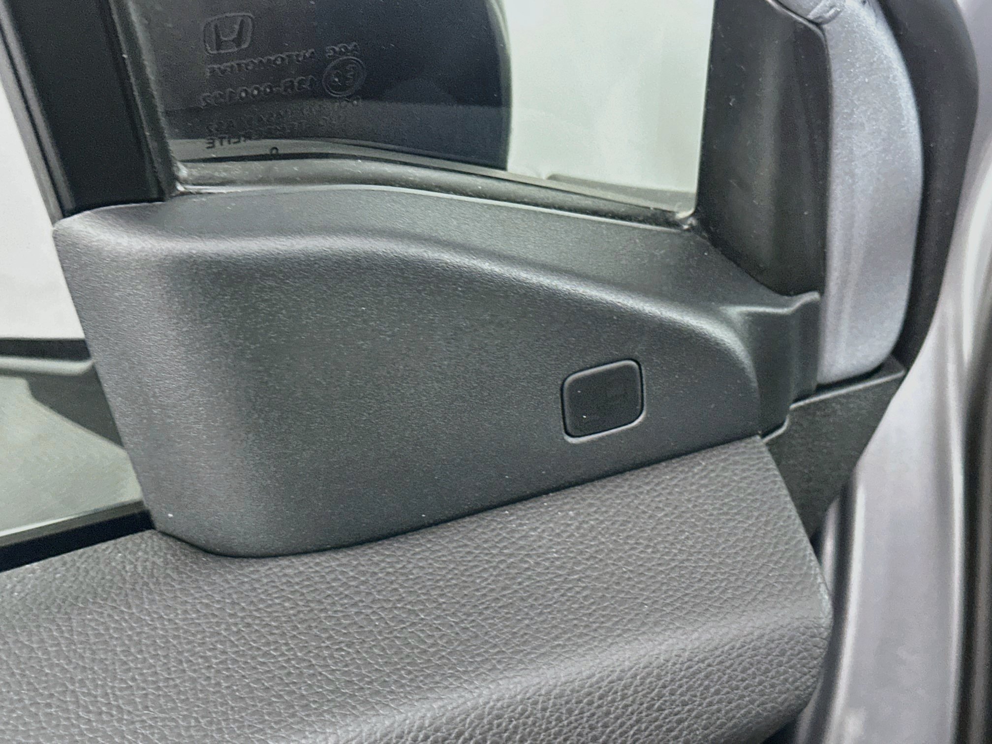 Used 2021 Honda Pilot Special Edition image 16