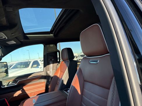 Used 2026 GMC Sierra 2500 Denali Ultimate image 22