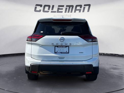 New 2026 Nissan Rogue SV image 4