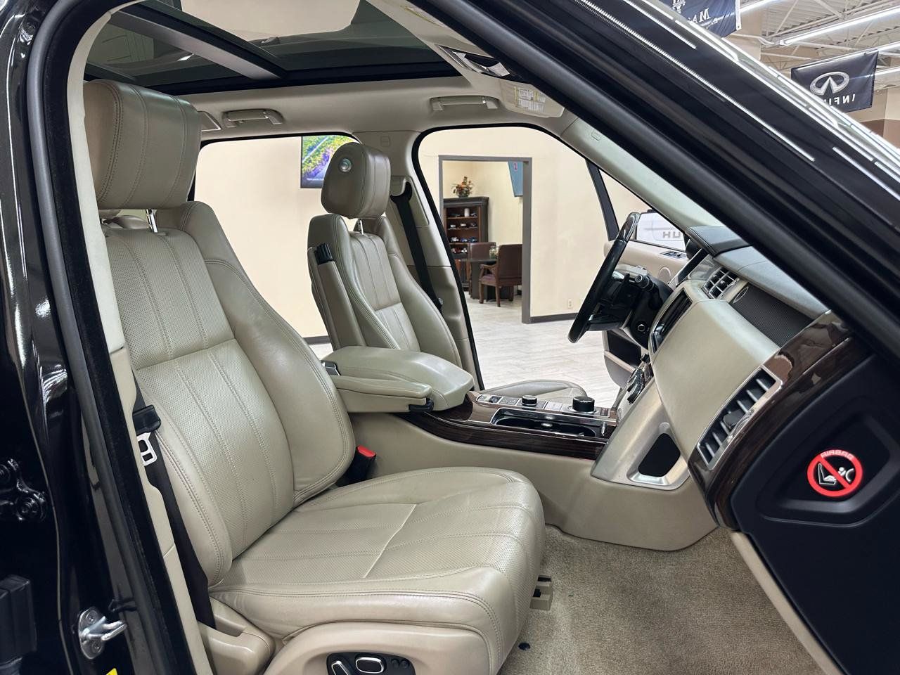 Used 2014 Land Rover Range Rover HSE AWD/4WD image 43