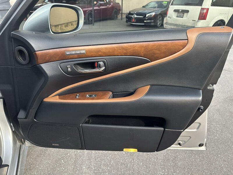 Used 2012 Lexus LS 460 w/ Sport Pkg RWD image 44