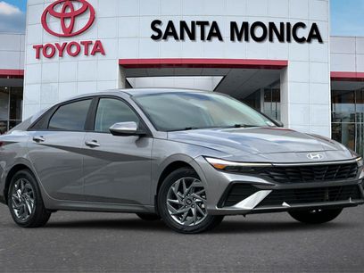 Used 2025 Hyundai Elantra Hybrid