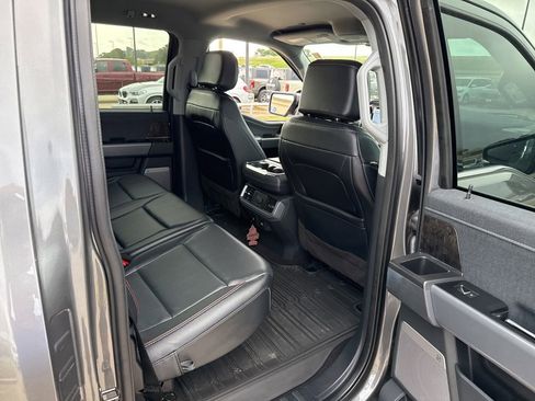 Used 2023 Ford F150 Lariat w/ Trailer Tow Package image 12