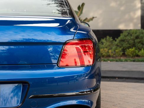 Used 2026 Bentley Flying Spur Azure image 48