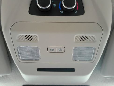 Used 2025 Ford Transit 350 XLT image 43