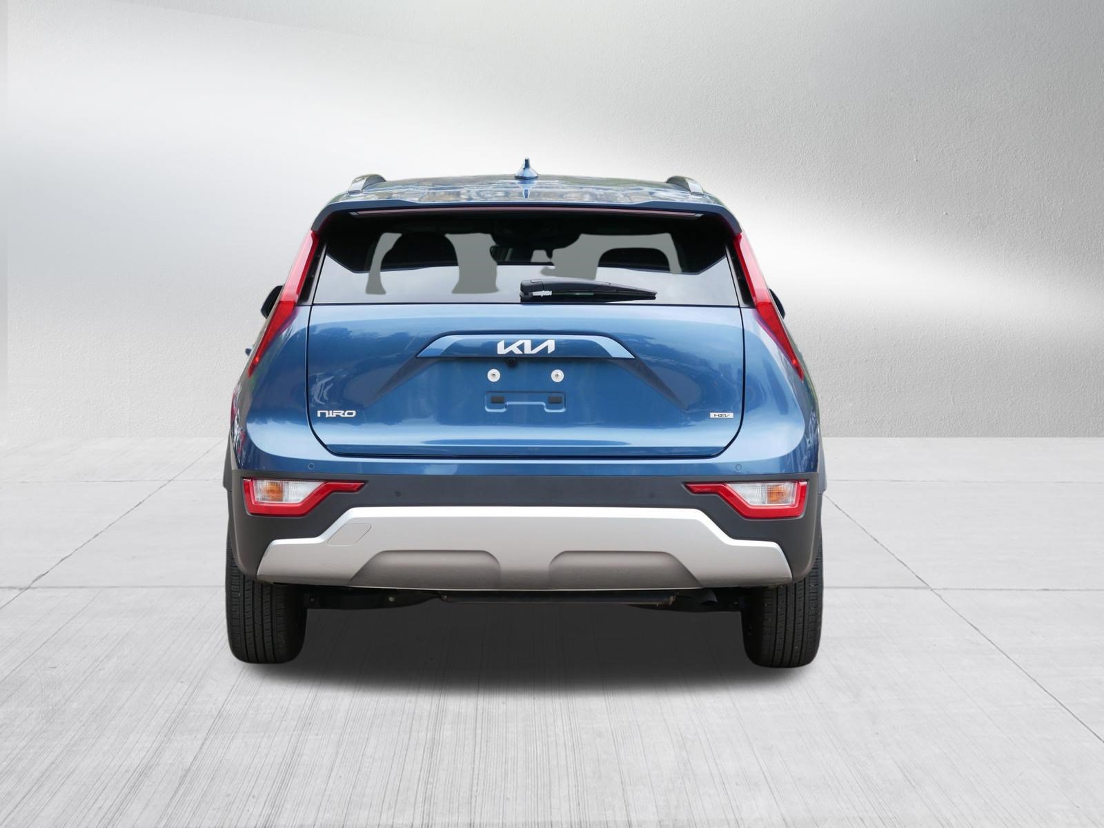 Used 2025 Kia Niro EX FWD image 6