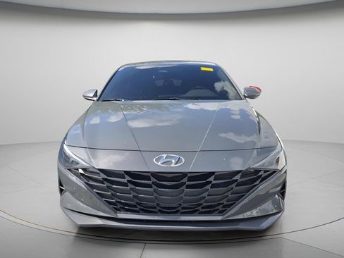 Used 2023 Hyundai Elantra SEL FWD image 3