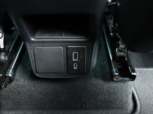 Used 2024 Buick Encore GX Sport Touring FWD image 29