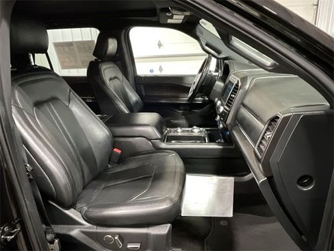Used 2019 Ford Expedition Limited w/ Special Edition Package image 31