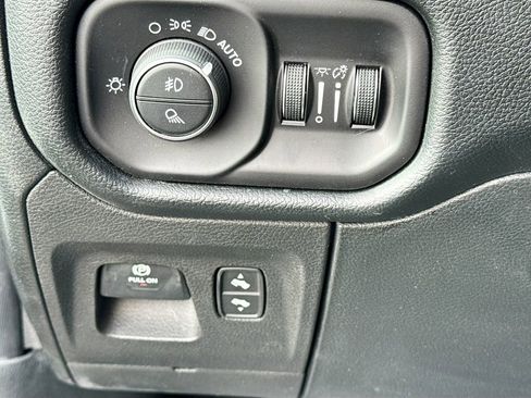 Used 2020 RAM 1500 Laramie image 10