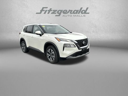 Used 2023 Nissan Rogue SV w/ SV Premium Package image 1