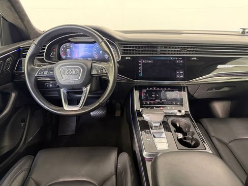 Used 2019 Audi Q8 Prestige AWD/4WD image 29