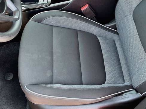 Used 2023 Chevrolet TrailBlazer LT FWD image 18