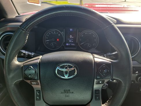 Used 2023 Toyota Tacoma TRD Sport RWD image 29