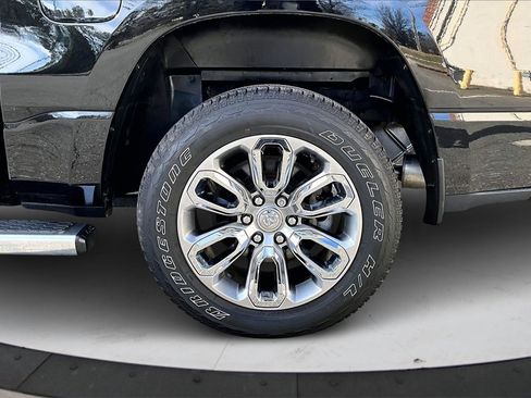 Certified 2023 RAM 1500 Laramie image 35