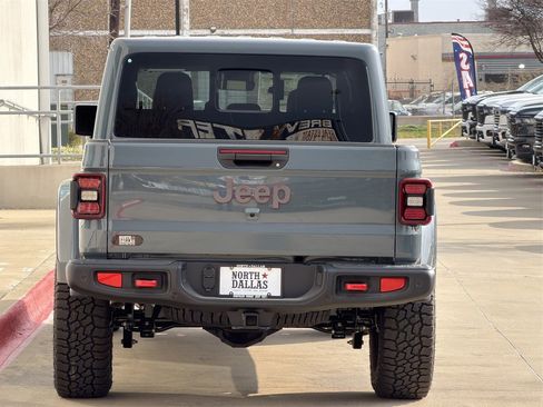 New 2025 Jeep Gladiator Rubicon image 6