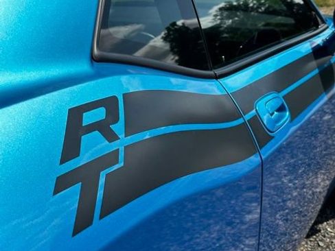 Used 2010 Dodge Challenger R/T RWD image 24