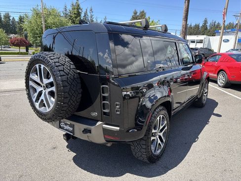 Used 2021 Land Rover Defender 110 X-Dynamic HSE AWD/4WD image 9