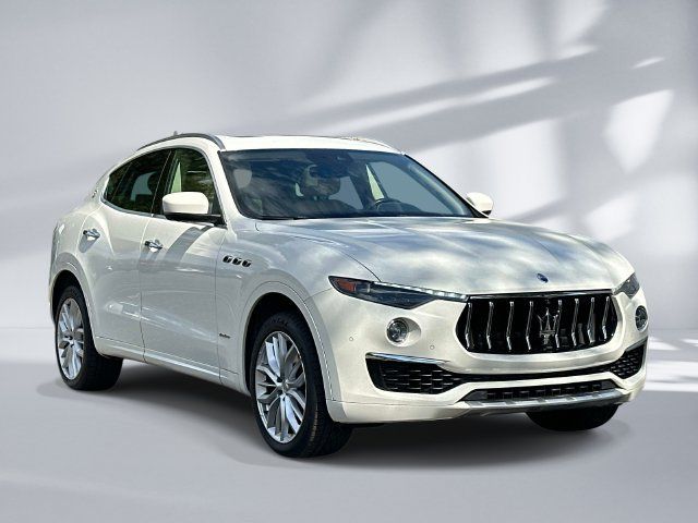 Used 2021 Maserati Levante GranLusso AWD/4WD image 6