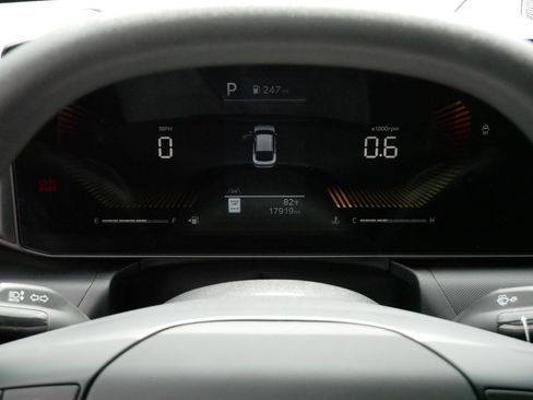 Used 2025 Kia K4 FWD image 21