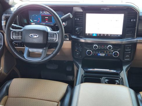 Used 2026 Ford F350 Lariat w/ Lariat Ultimate Package AWD/4WD image 30