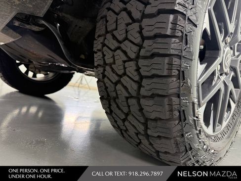 Used 2023 Toyota Tundra Limited AWD/4WD image 10