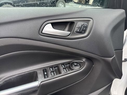 Used 2018 Ford Escape Titanium FWD image 8