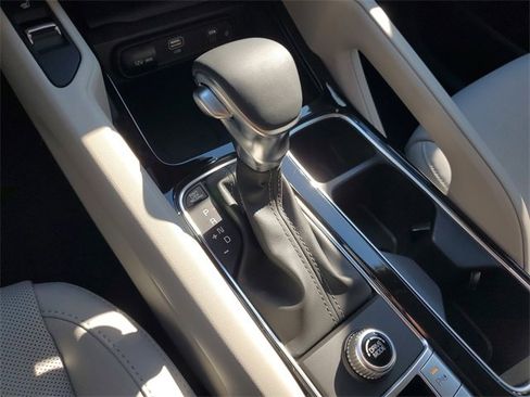 New 2025 Kia Telluride S image 37