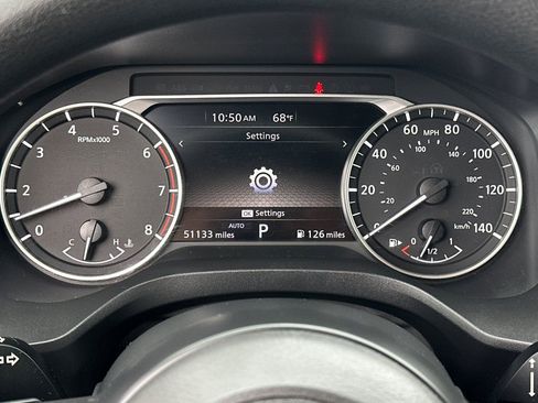 Used 2024 Nissan Rogue SV AWD/4WD image 33