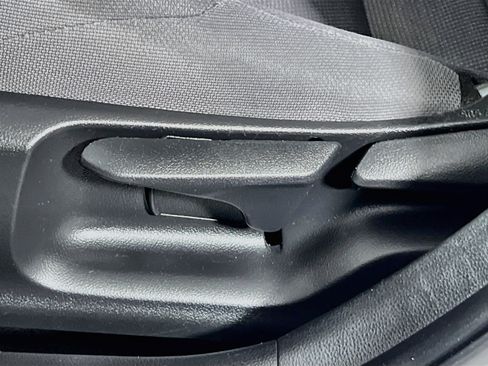 Used 2020 Toyota Corolla SE FWD image 16
