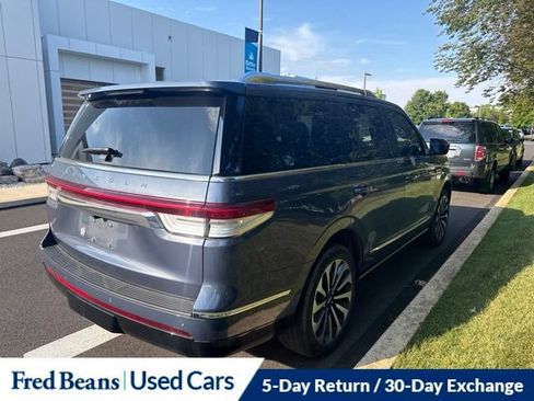 Used 2022 Lincoln Navigator Reserve AWD/4WD image 7
