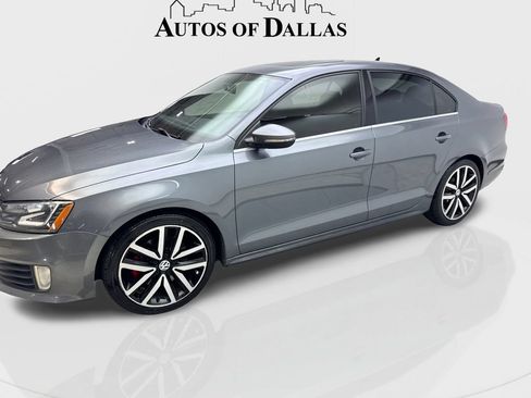 Used 2014 Volkswagen Jetta GLI Autobahn FWD image 11