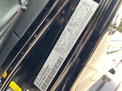 Used 2022 Jeep Wrangler Unlimited Sahara w/ Cold Weather Group image 20