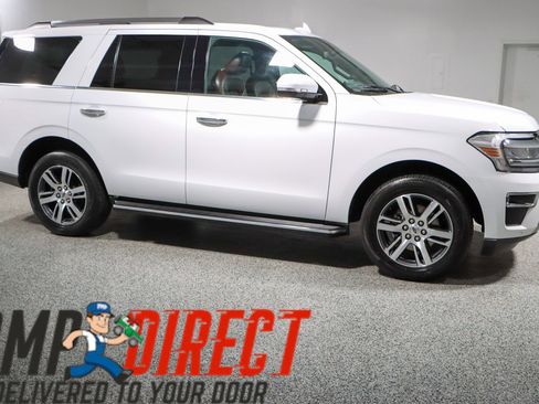 Used 2023 Ford Expedition Limited image 6