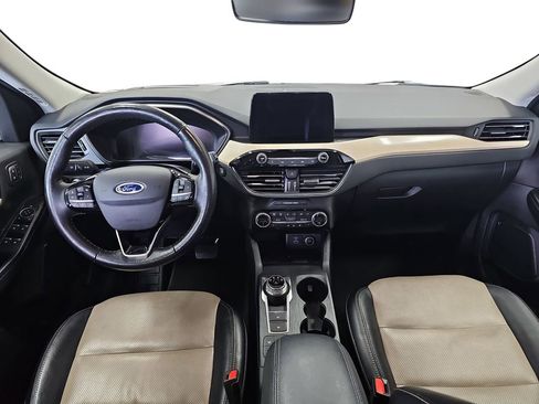 Used 2021 Ford Escape Titanium w/ Titanium Elite Package FWD image 9